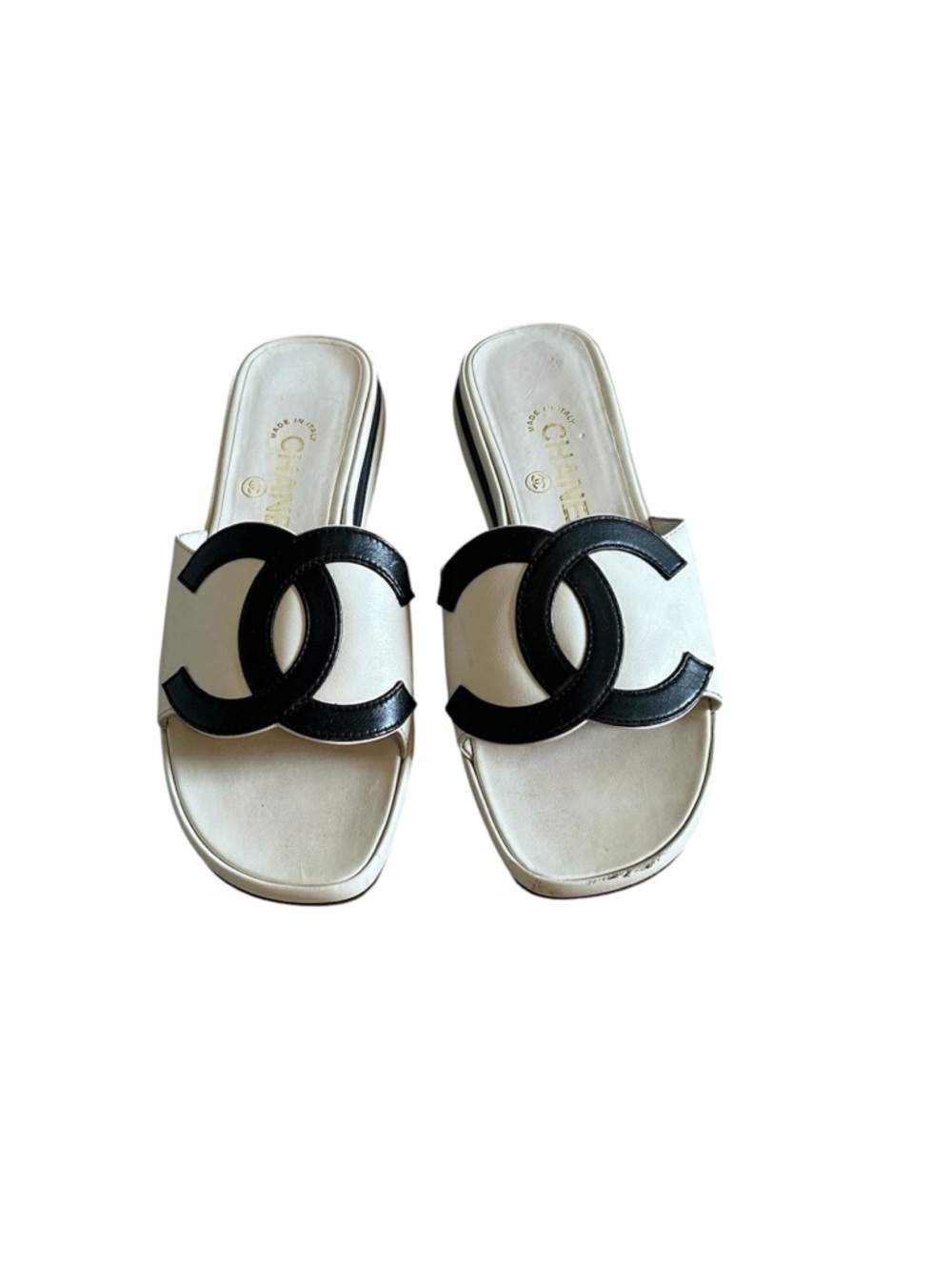 Chanel Rare Vintage 2000 Interlocking Logo Leather Slides Sandals